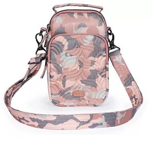 NWOT Lug Skeeter Mini Convertible Crossbody Bag in Camo Rose